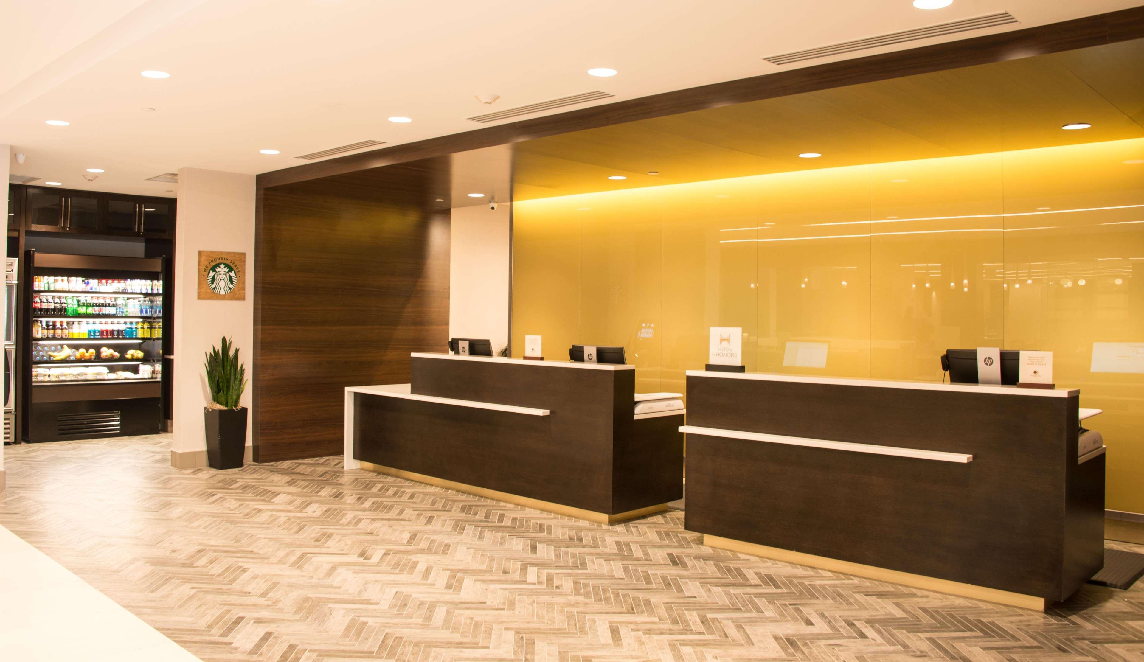 Doubletree By Hilton Hotel Syracuse Восток Сиракьюс Экстерьер фото