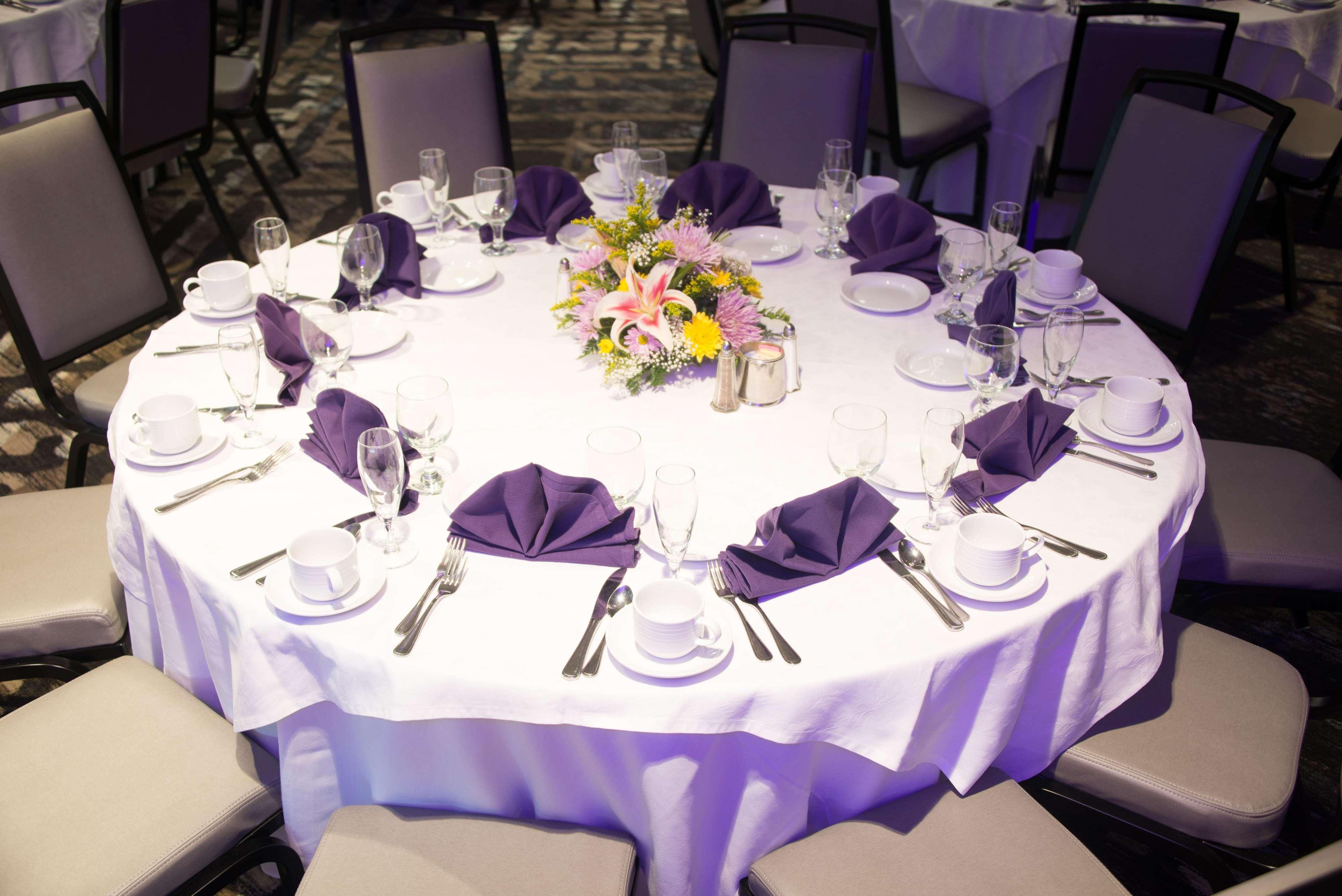 Doubletree By Hilton Hotel Syracuse Восток Сиракьюс Экстерьер фото