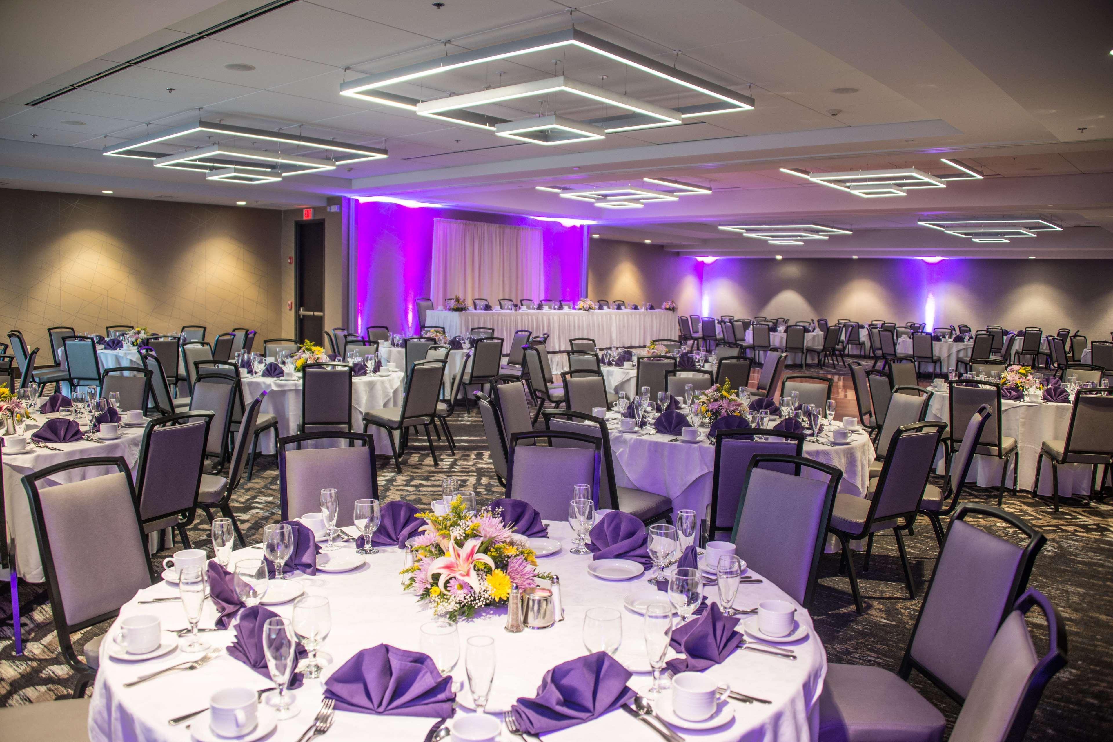 Doubletree By Hilton Hotel Syracuse Восток Сиракьюс Экстерьер фото