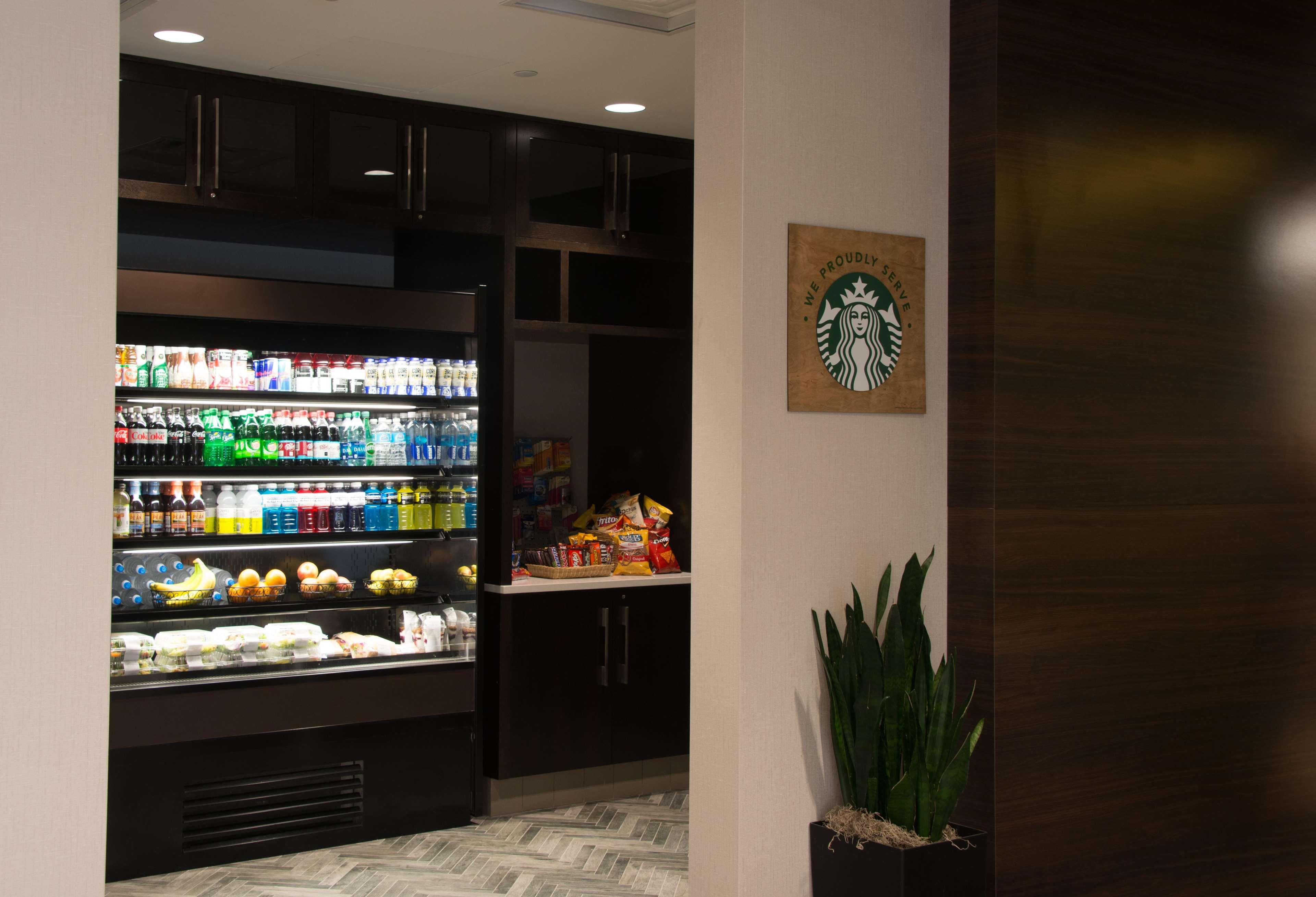 Doubletree By Hilton Hotel Syracuse Восток Сиракьюс Экстерьер фото